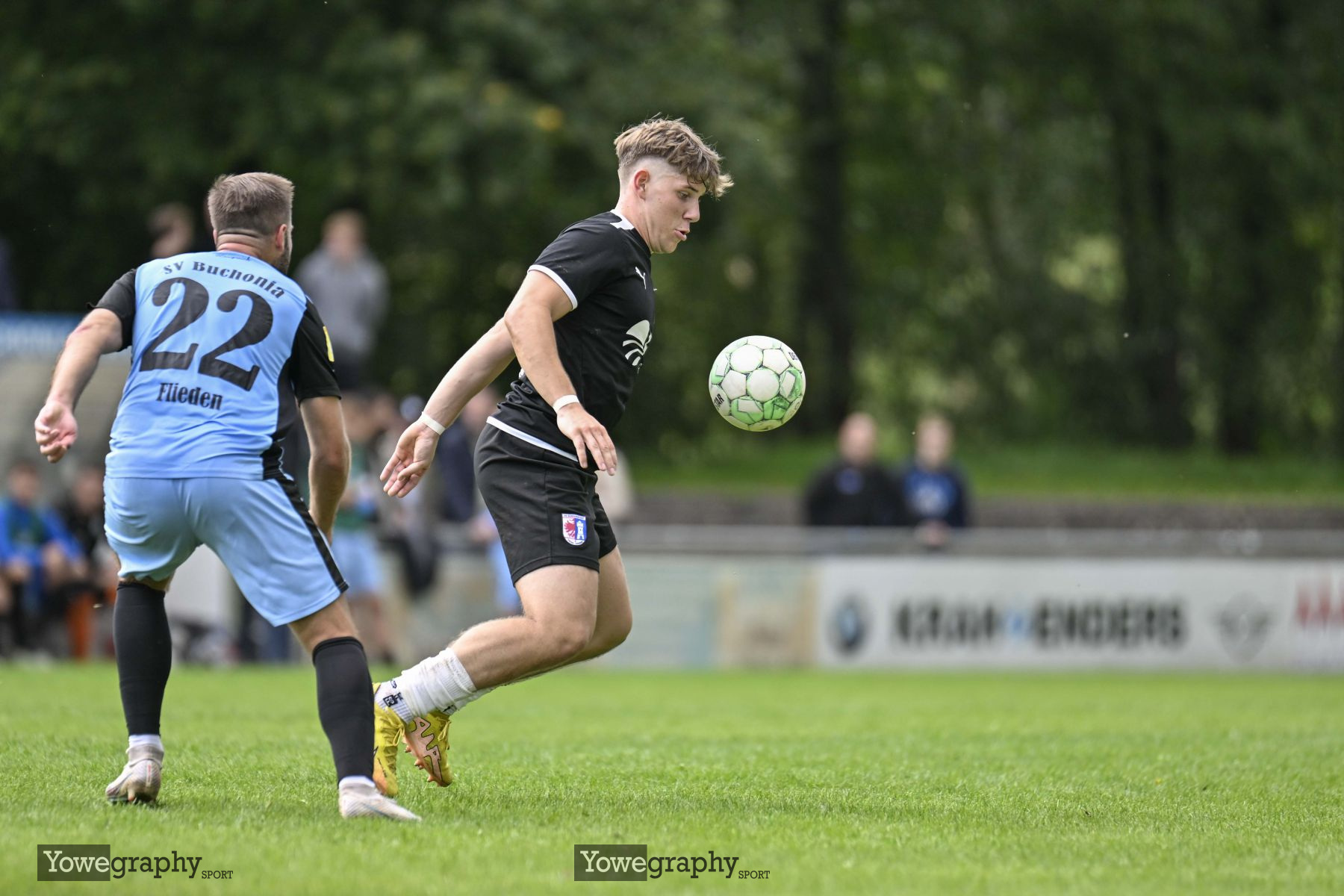 50_YZ91613_Yowe_Jonas_Wenzel