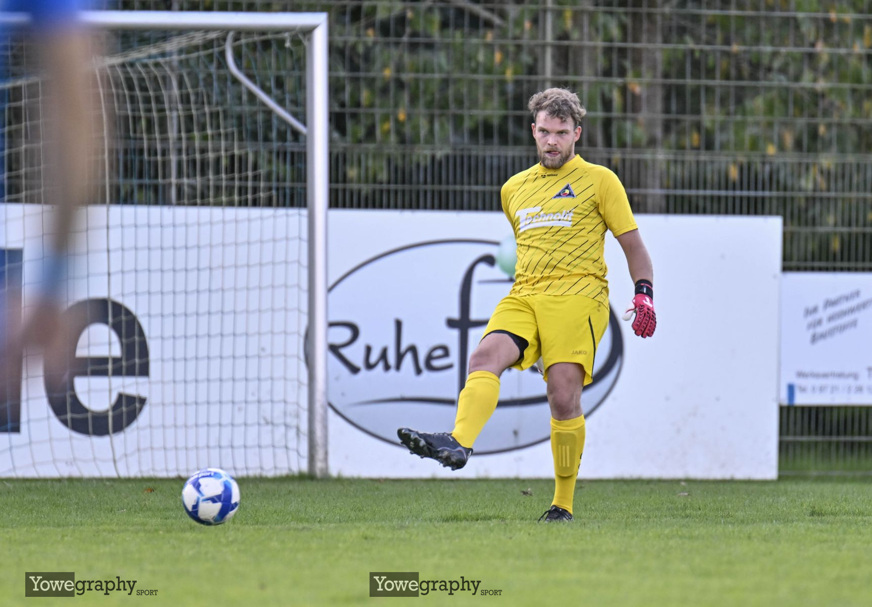 02_YZ92393_Yowe_Jonas_Wenzel