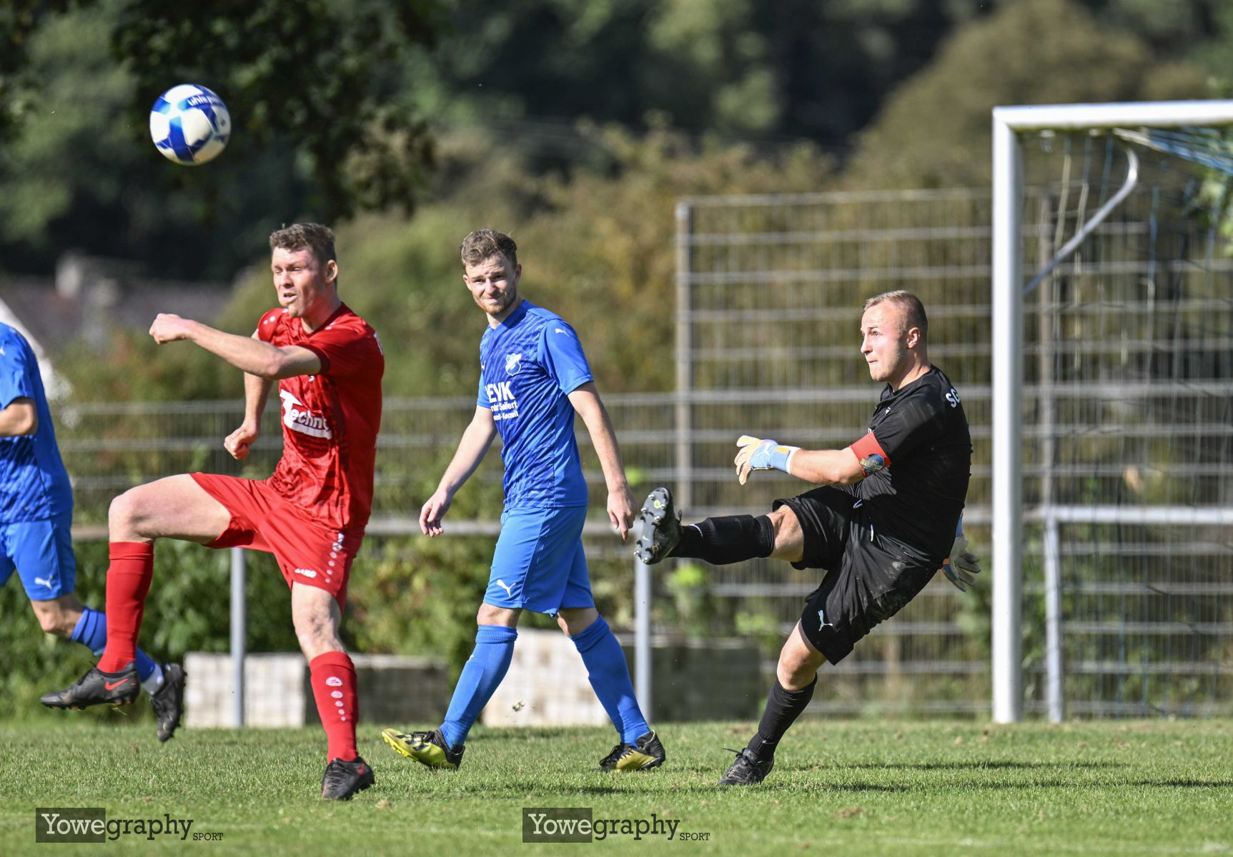 24_YZ92632_Yowe_Jonas_Wenzel