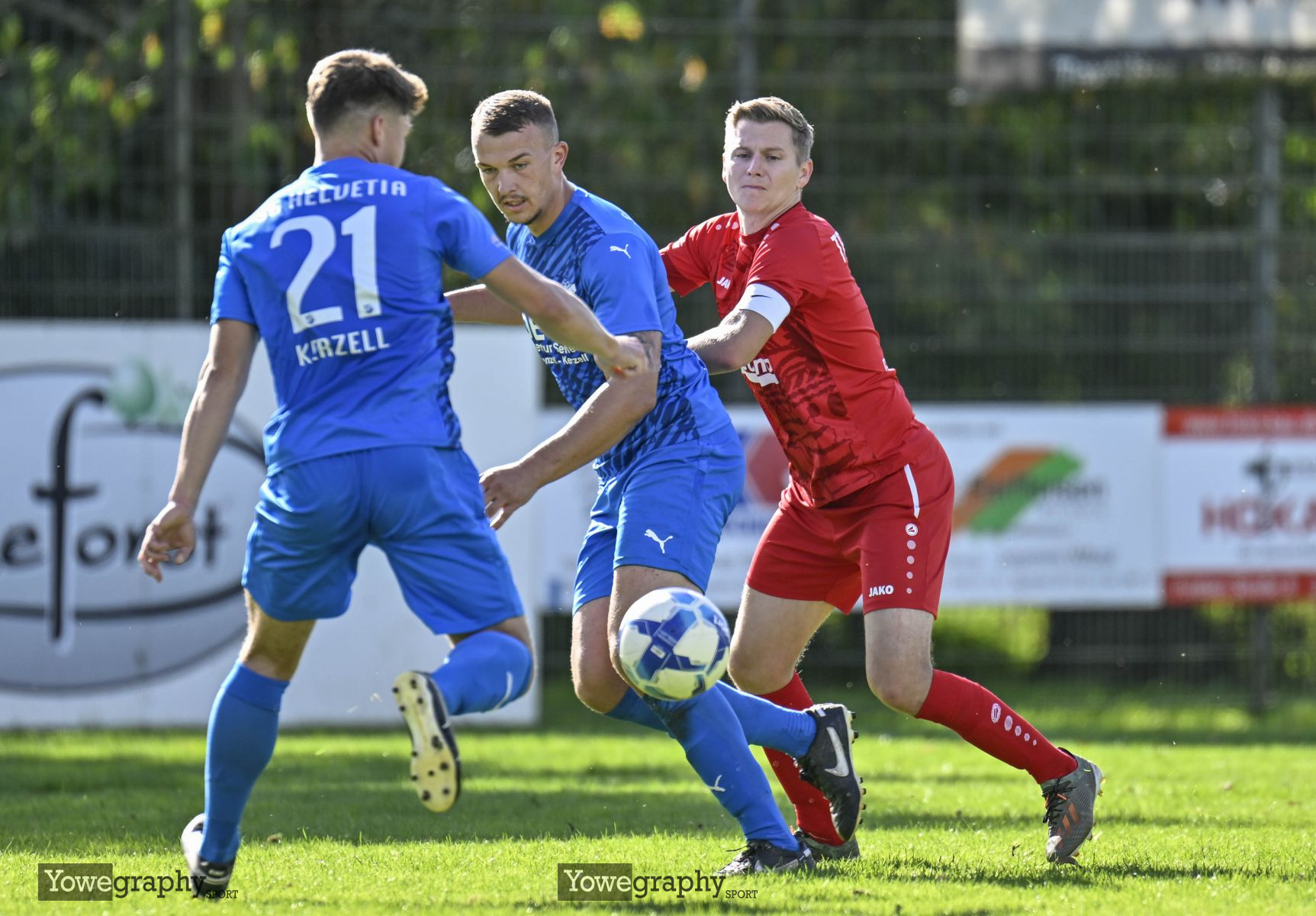 27_YZ92642_Yowe_Jonas_Wenzel