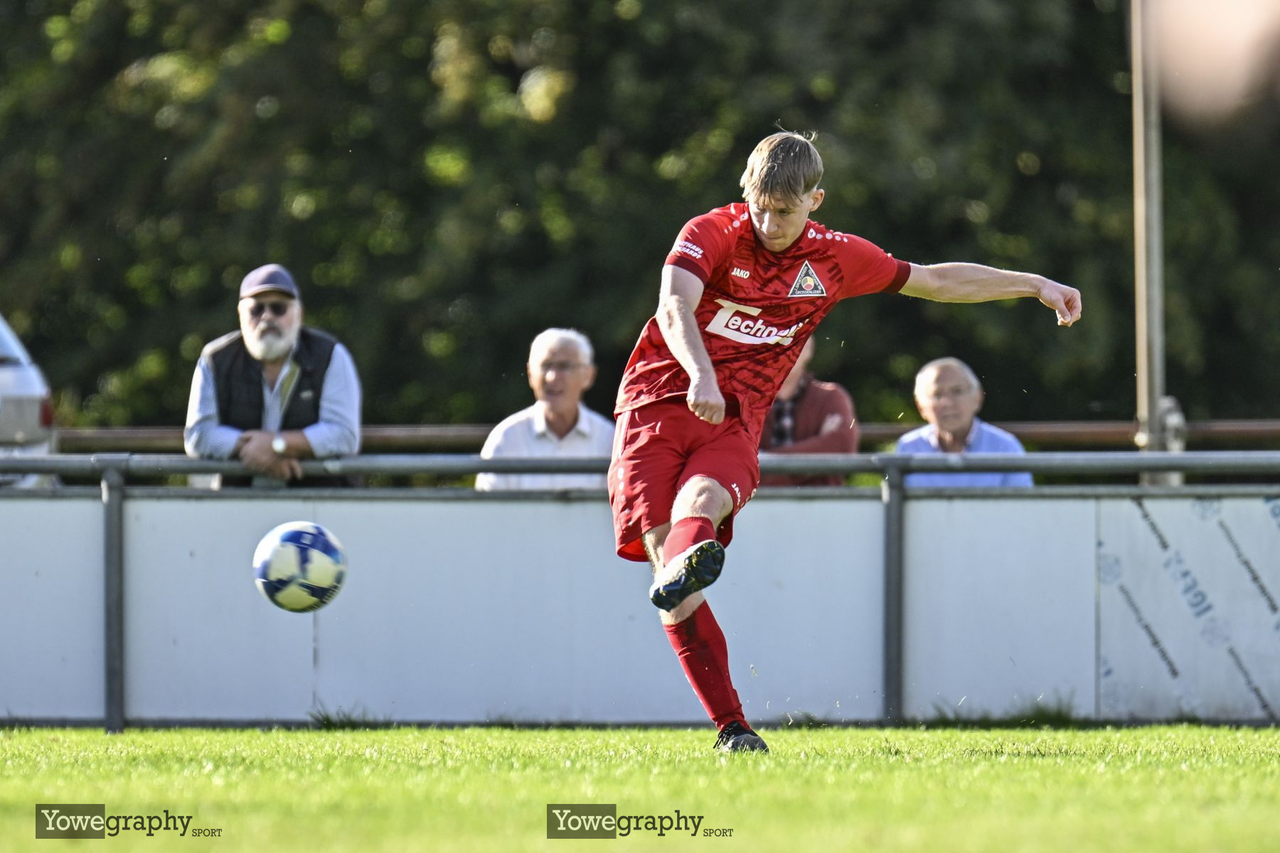 60_YZ92947_Yowe_Jonas_Wenzel