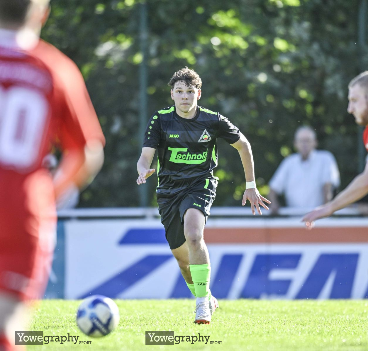 35_YZ94001_Yowe_Jonas_Wenzel