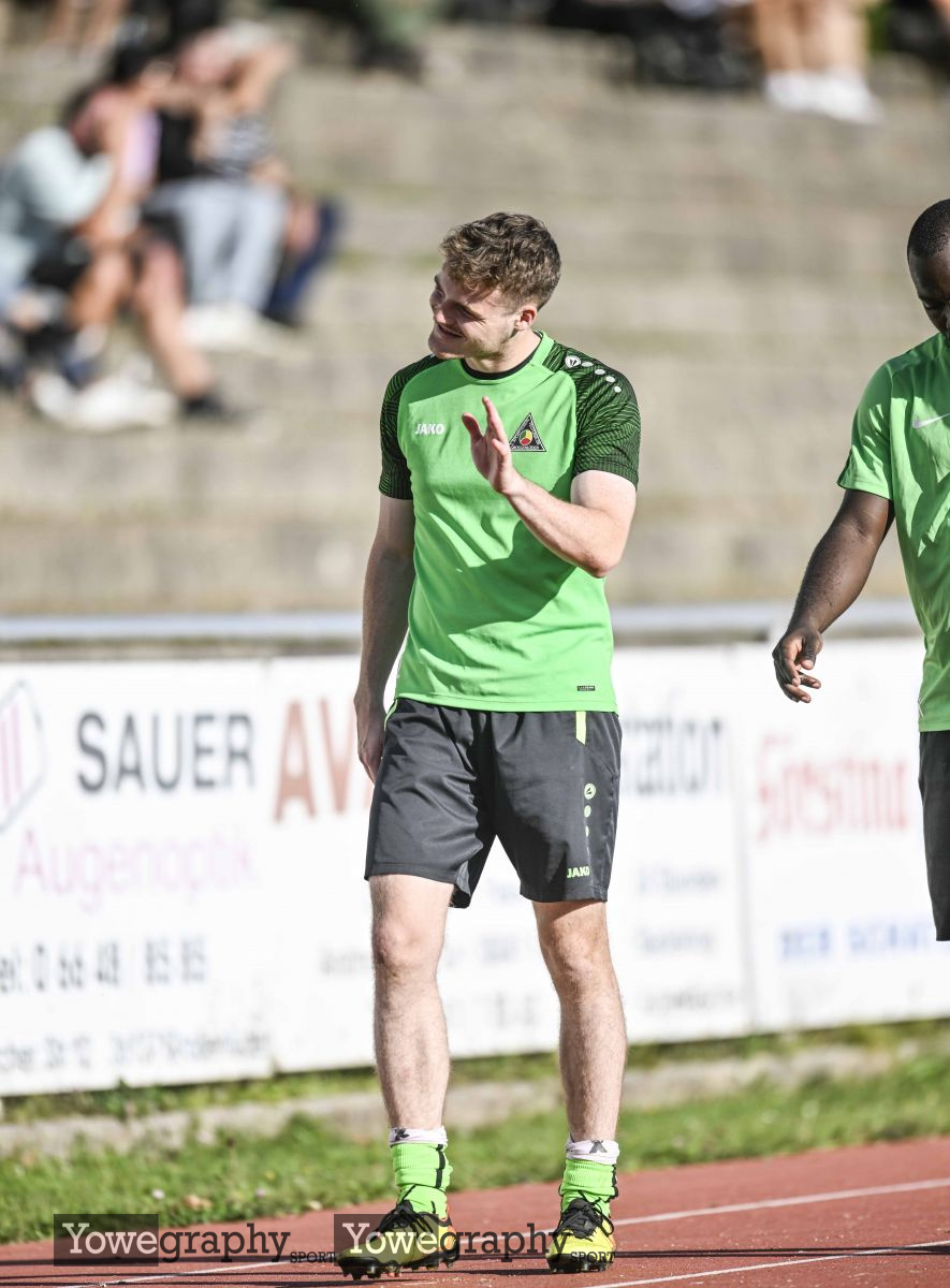 43_YZ94091_Yowe_Jonas_Wenzel