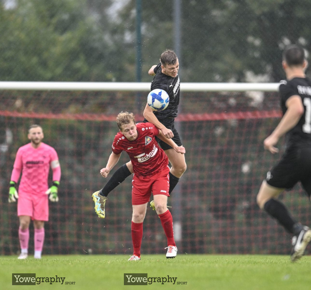 32_YZ94650_Yowe_Jonas_Wenzel
