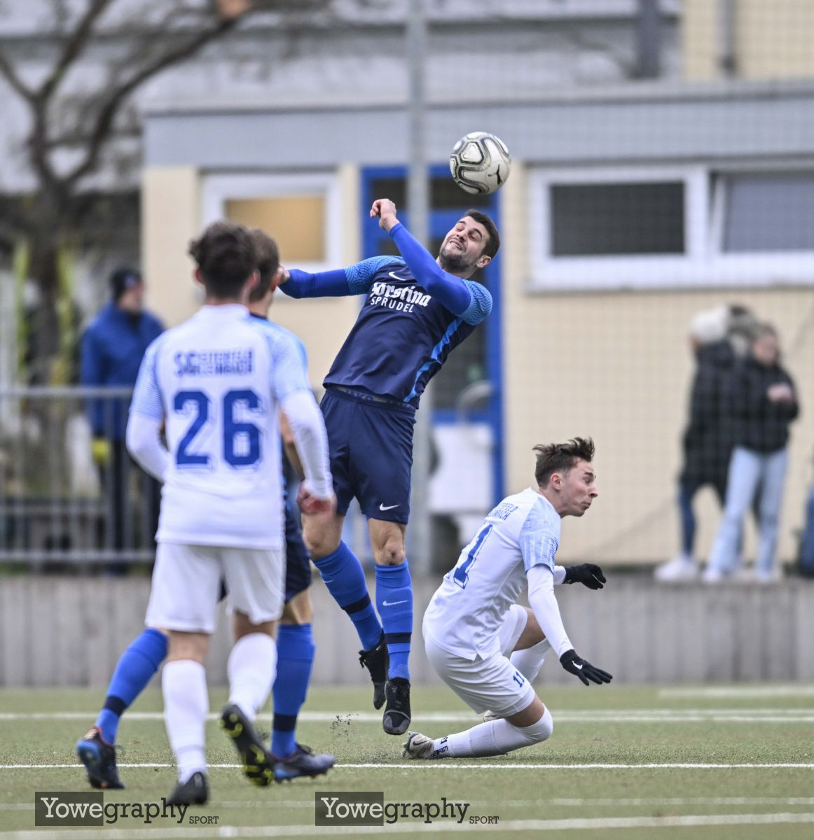 10_YZ98652_Yowe_Jonas_Wenzel