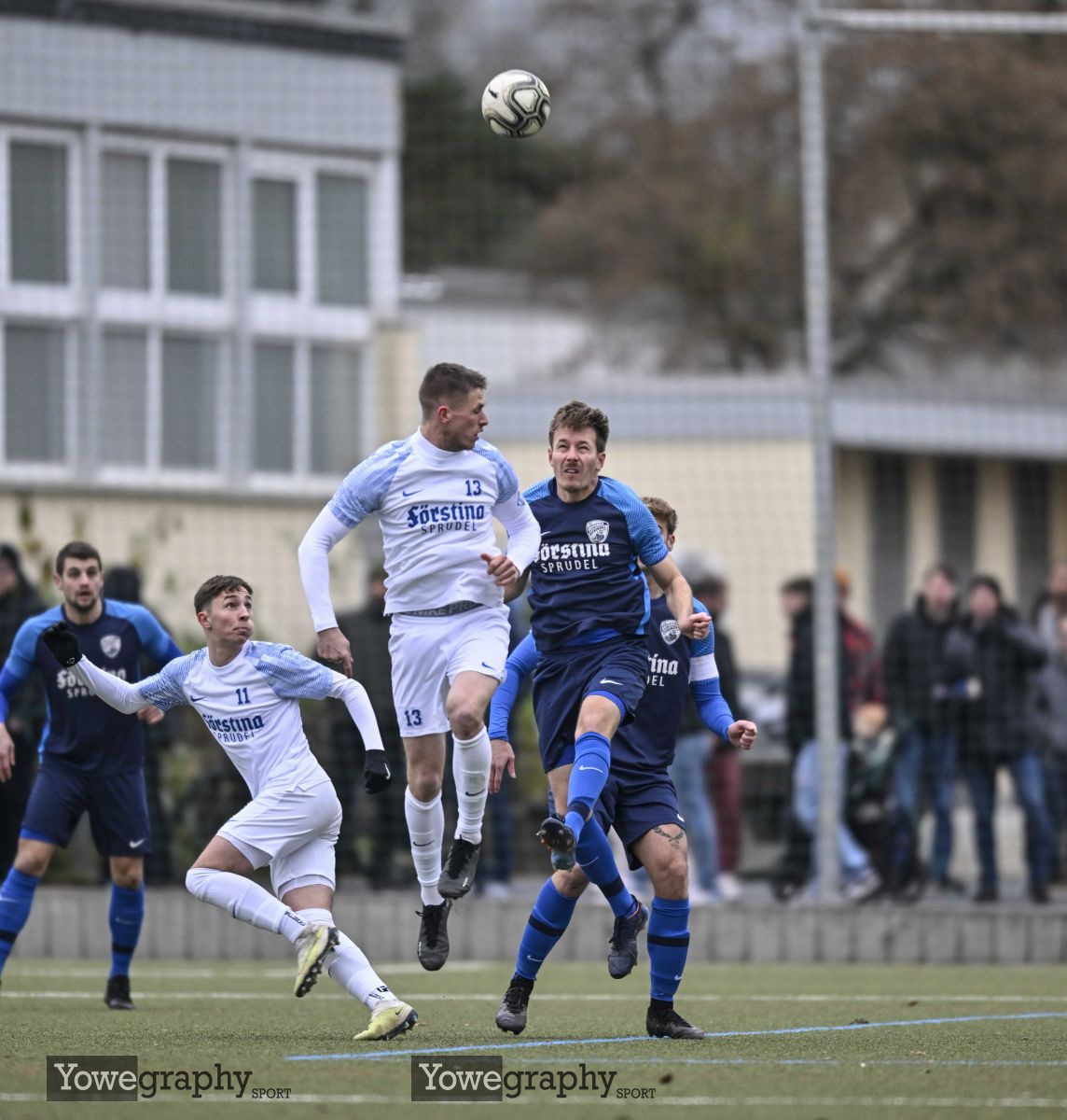 25_YZ98747_Yowe_Jonas_Wenzel