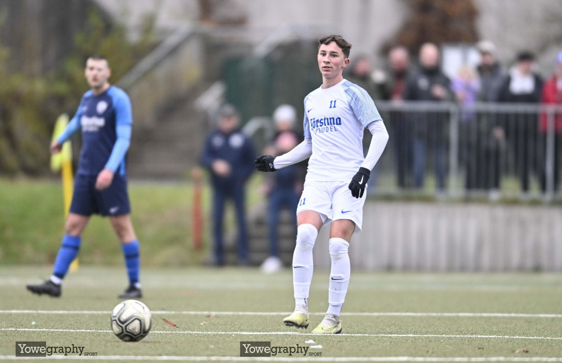 32_YZ98854_Yowe_Jonas_Wenzel