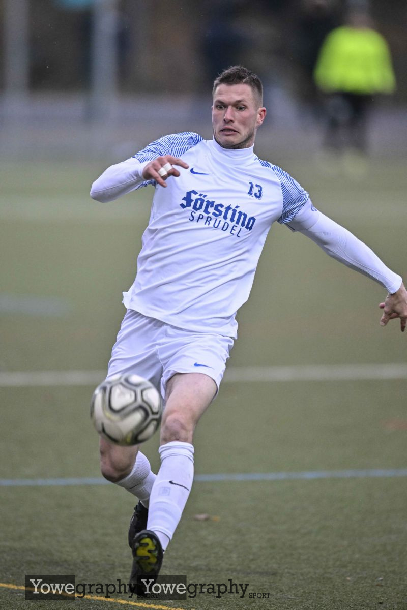 49_YZ99045_Yowe_Jonas_Wenzel