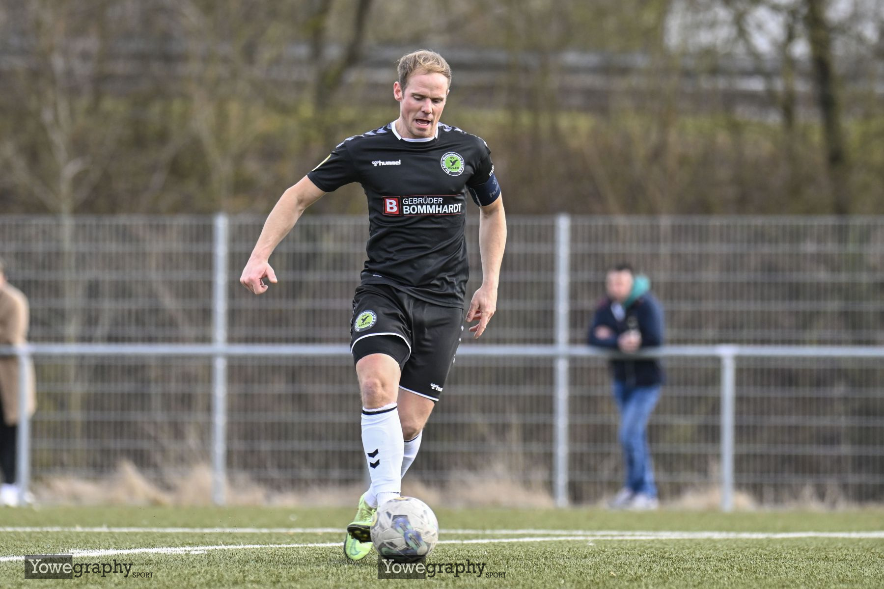 11_Yowe_Jonas_Wenzel__YZ94562