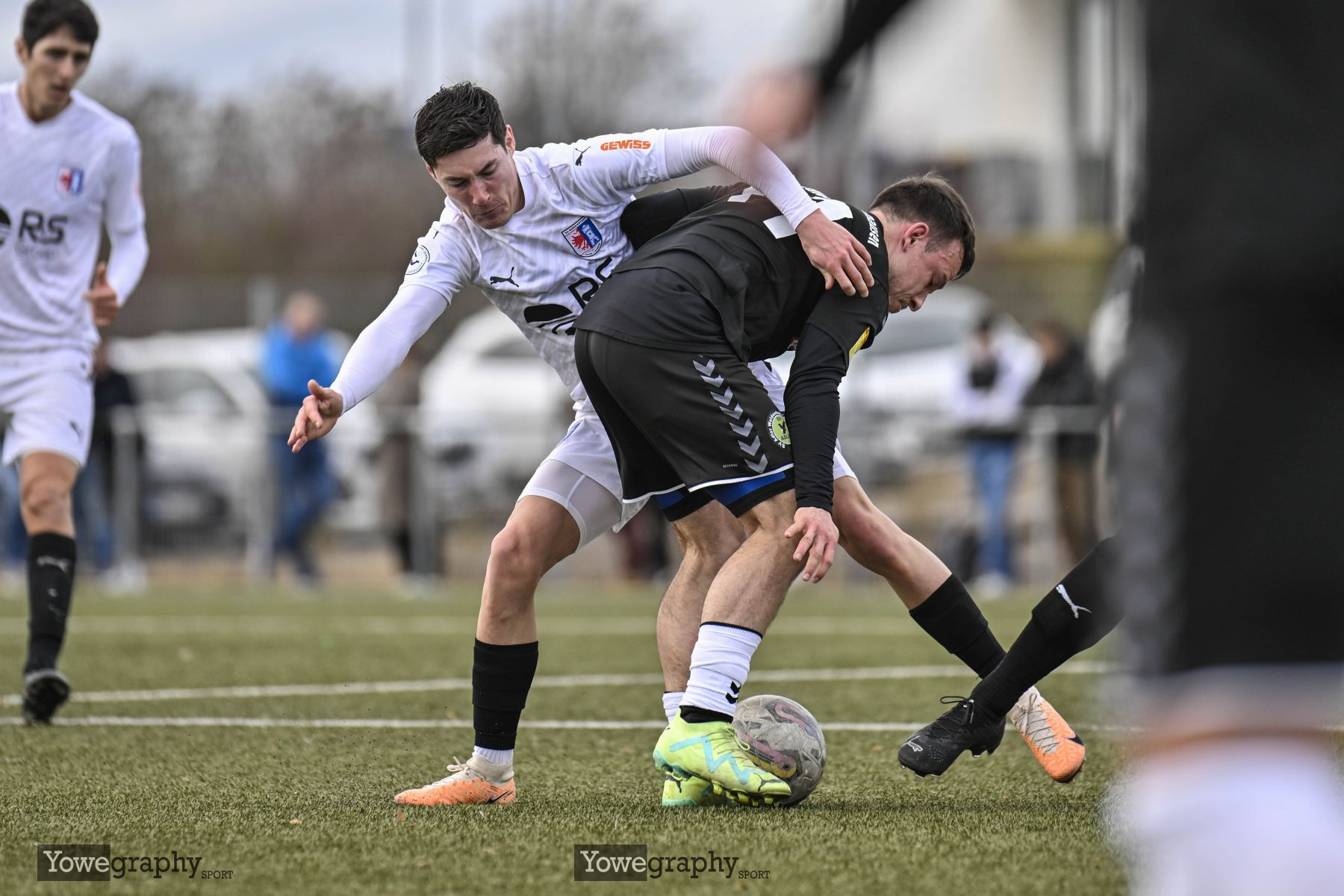33_Yowe_Jonas_Wenzel__YZ94733