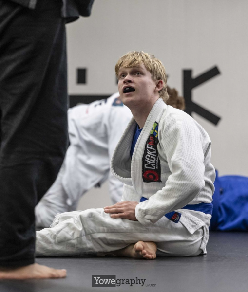 173_YZ96946_Yowe_Jonas_Wenzel