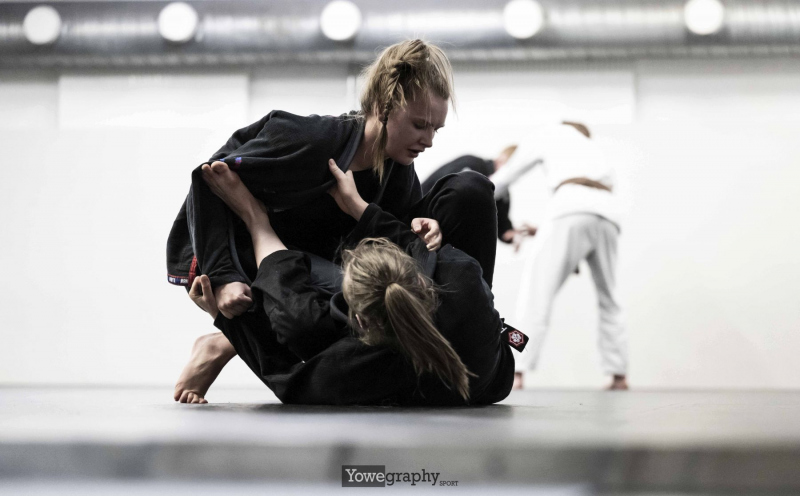 077_YZ95643_Yowe_Jonas_Wenzel