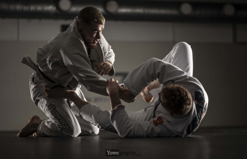 140_YZ96536_Yowe_Jonas_Wenzel