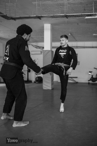 24_YZ92430_Yowe_Jonas_Wenzel_BW