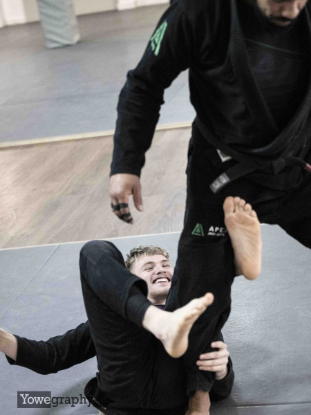 29_YZ92625_Yowe_Jonas_Wenzel