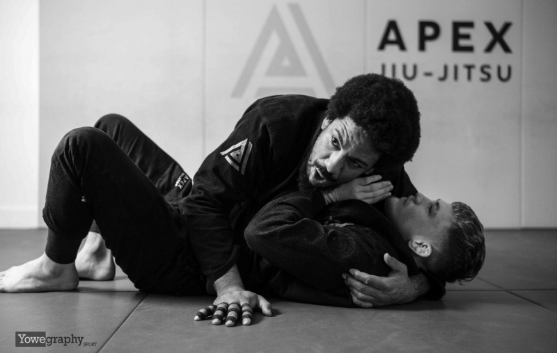 35_YZ92785_Yowe_Jonas_Wenzel_BW