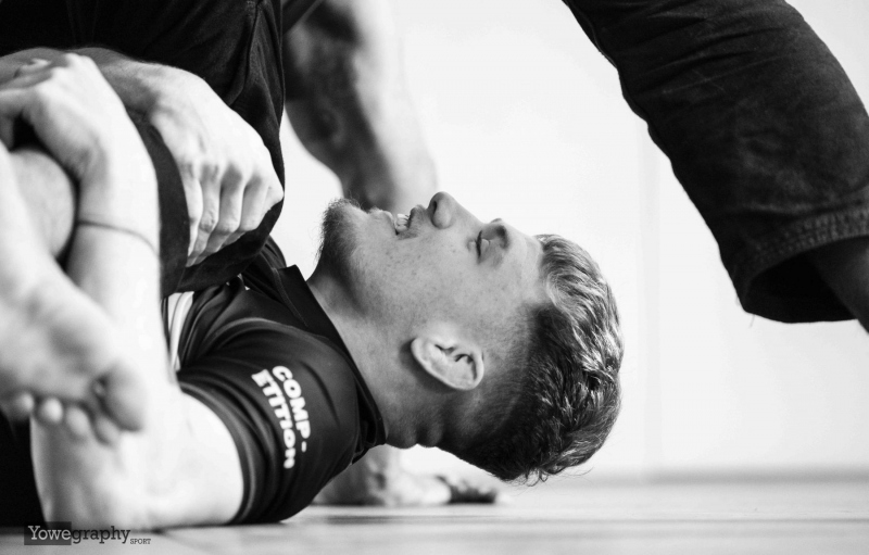 53_YZ93054_Yowe_Jonas_Wenzel_BW