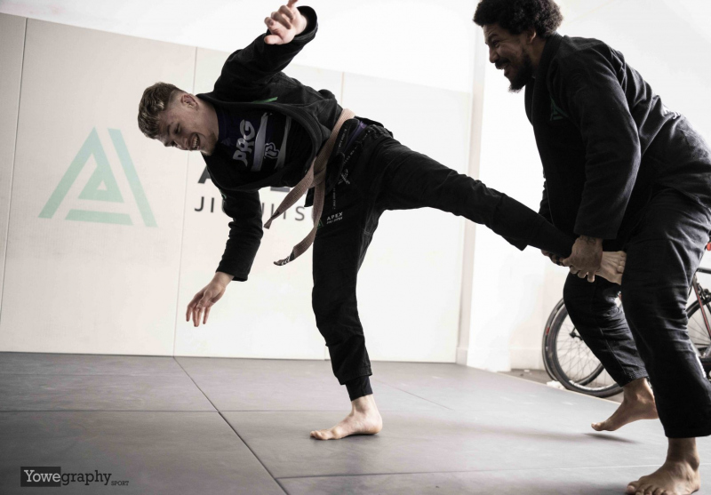 59_YZ93140_Yowe_Jonas_Wenzel
