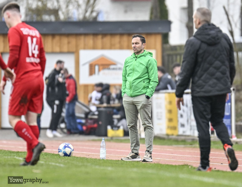 31_YZ95535_Yowe_Jonas_Wenzel