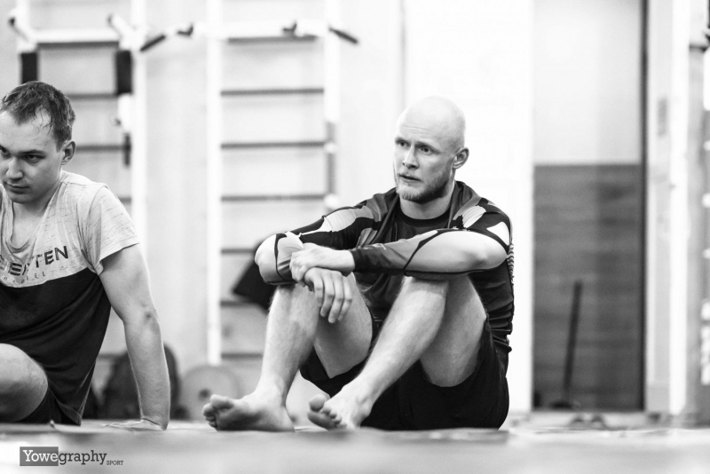 37_YOW6033_Yowe_Jonas_Wenzel_BW