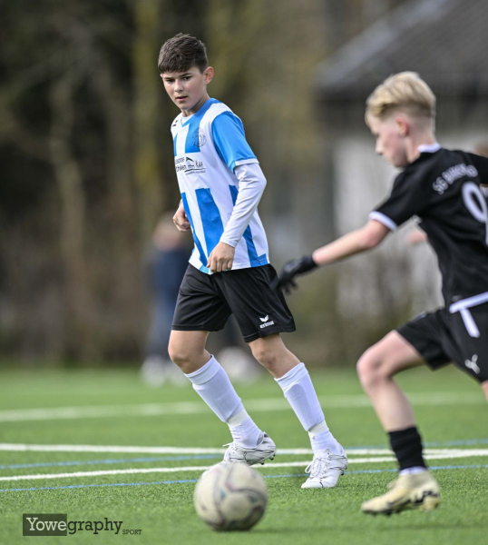 30_Yowe_Jonas_Wenzel__YZ96253