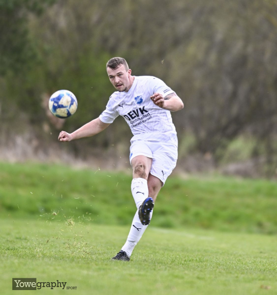 45_Yowe_Jonas_Wenzel__YZ97049