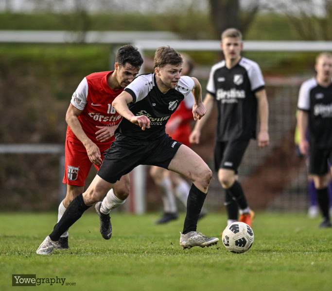 30_Yowe_Jonas_Wenzel__YZ97526
