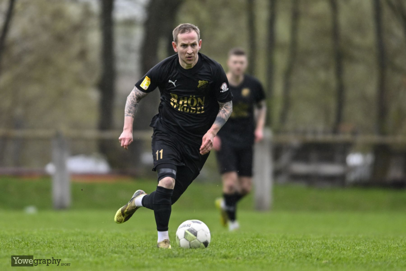 36_Yowe_Jonas_Wenzel__YZ99158
