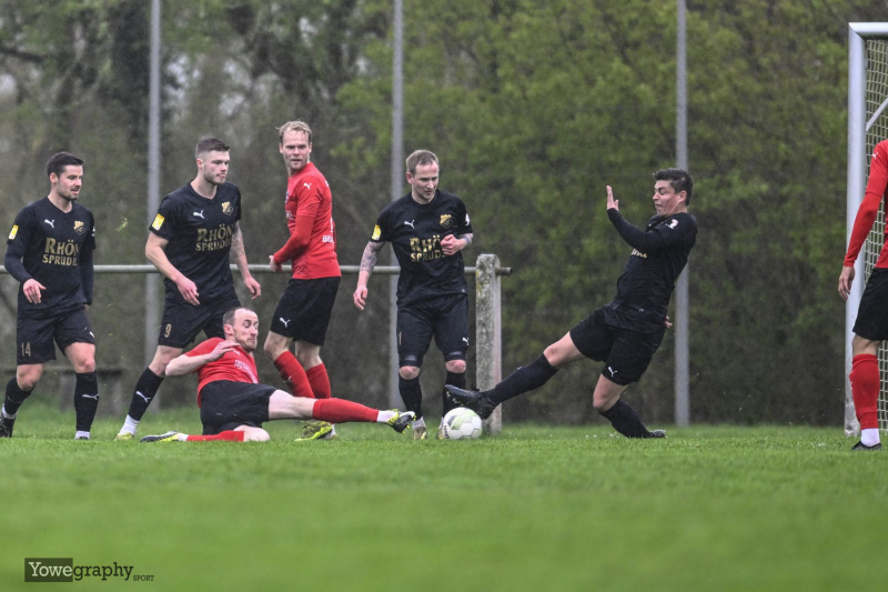 48_Yowe_Jonas_Wenzel__YZ99237