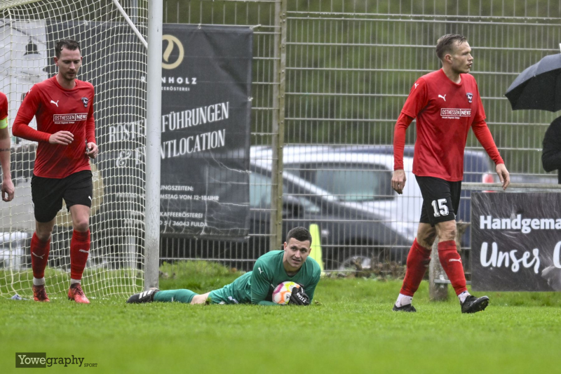 85_Yowe_Jonas_Wenzel__YZ99544