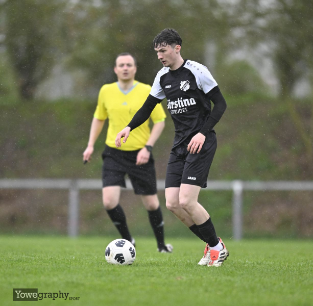 09_Yowe_Jonas_Wenzel__YZ99702