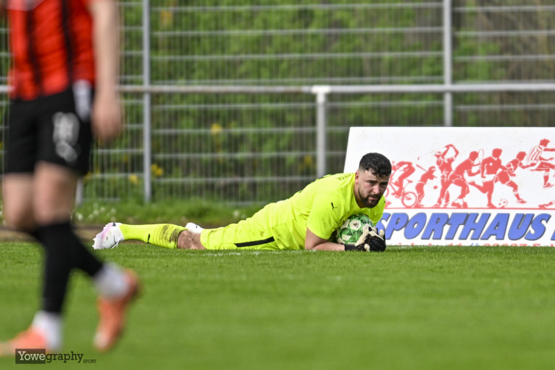 43_Yowe_Jonas_Wenzel__YZ91287