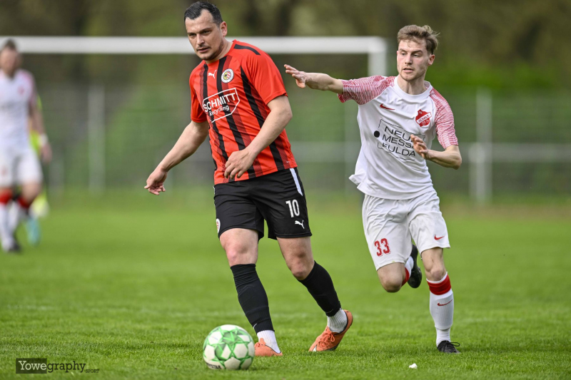 46_Yowe_Jonas_Wenzel__YZ91302