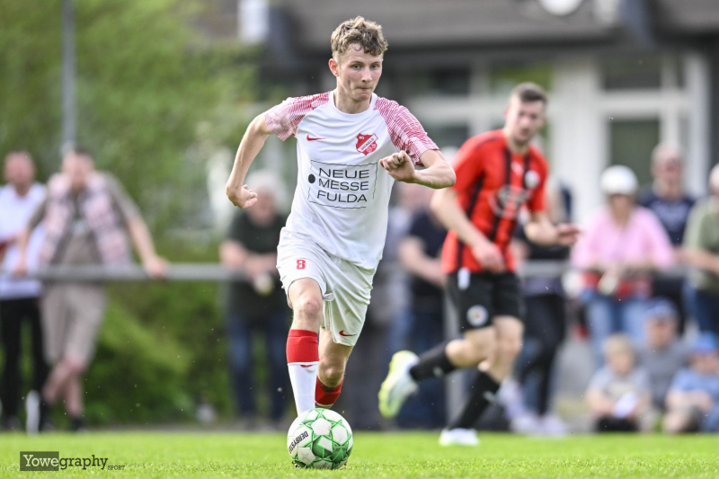 89_Yowe_Jonas_Wenzel__YZ91686