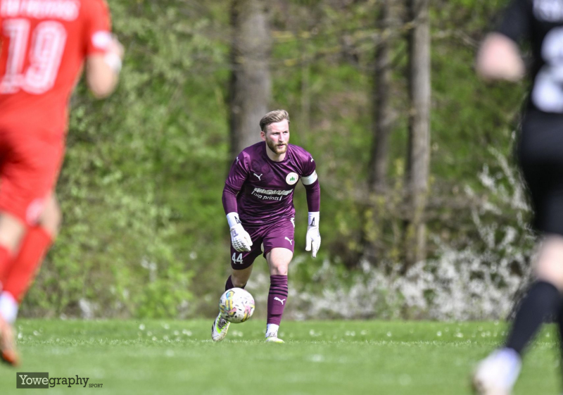 05_Yowe_Jonas_Wenzel__YZ90397