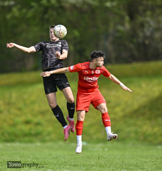06_Yowe_Jonas_Wenzel__YZ90421