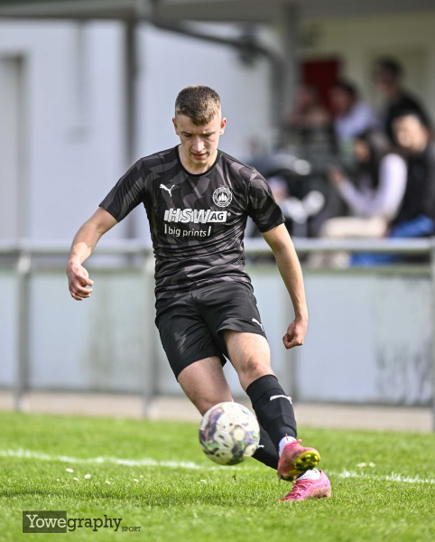 18_Yowe_Jonas_Wenzel__YZ90529