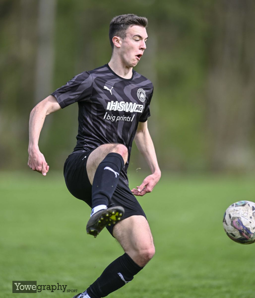 32_Yowe_Jonas_Wenzel__YZ90635
