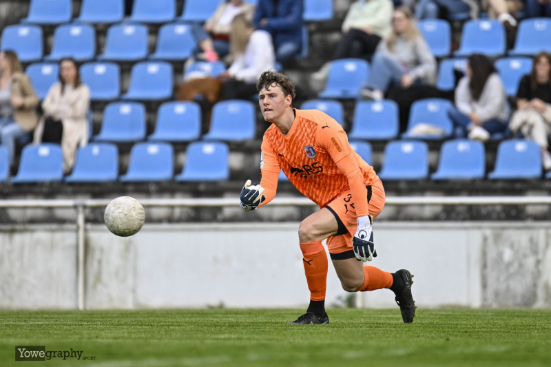 49_Yowe_Jonas_Wenzel__YZ93385