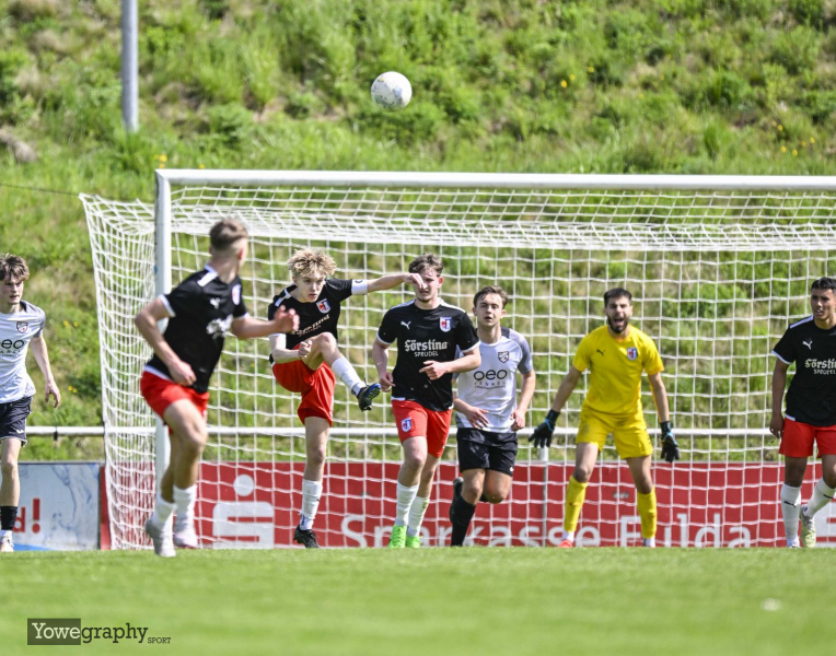 16_YZ93692_Yowe_Jonas_Wenzel