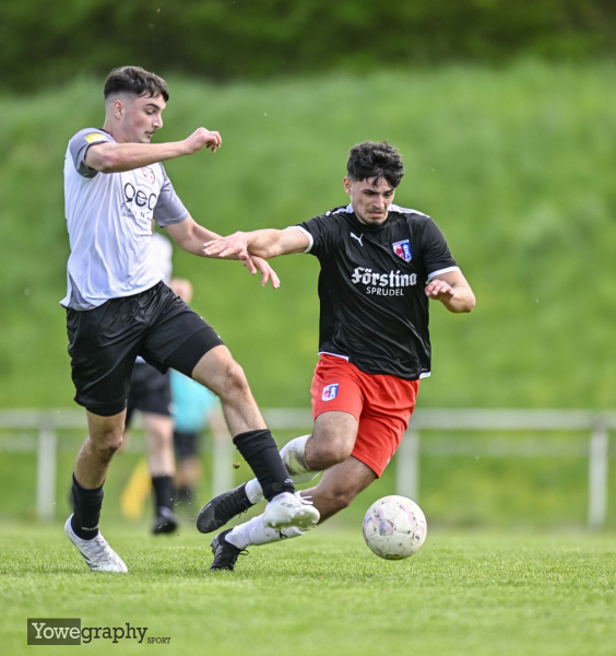 38_YZ93998_Yowe_Jonas_Wenzel