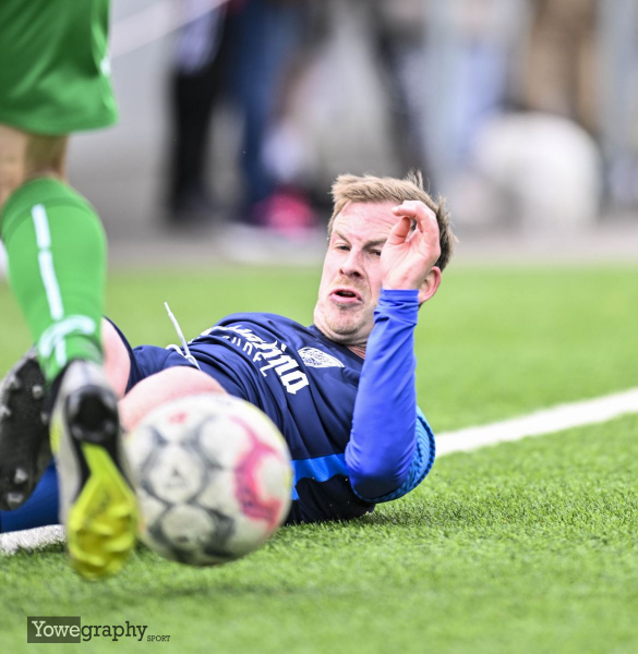 27_Yowe_Jonas_Wenzel__YZ99493