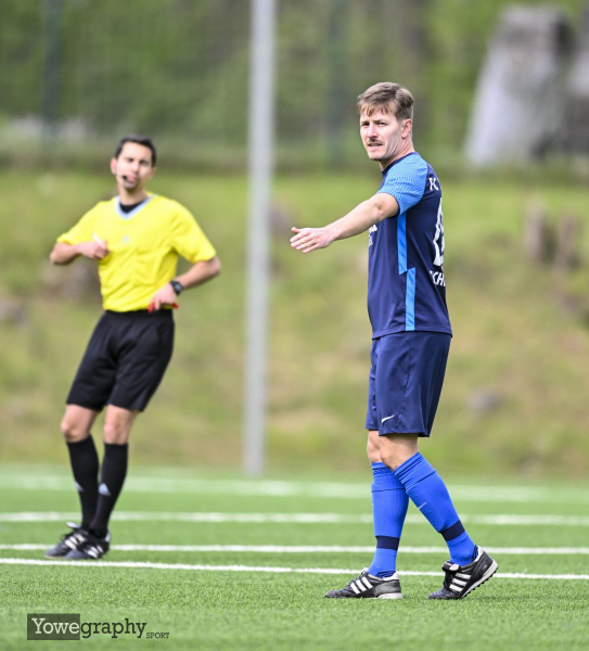 37_Yowe_Jonas_Wenzel__YZ99610