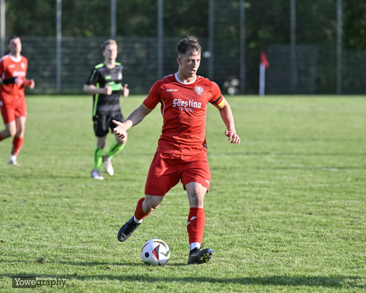 46_YZ98215_Yowe_Jonas_Wenzel