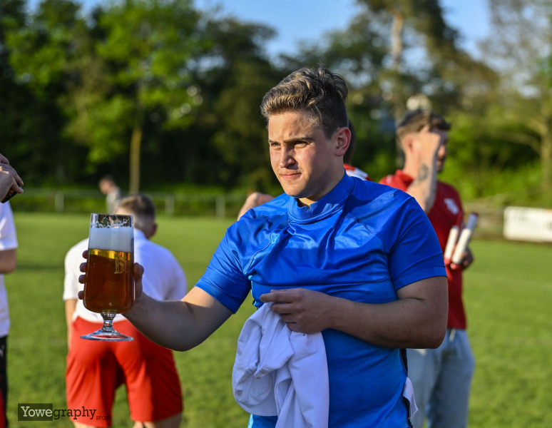 111_Yowe_Jonas_Wenzel__YZ90714