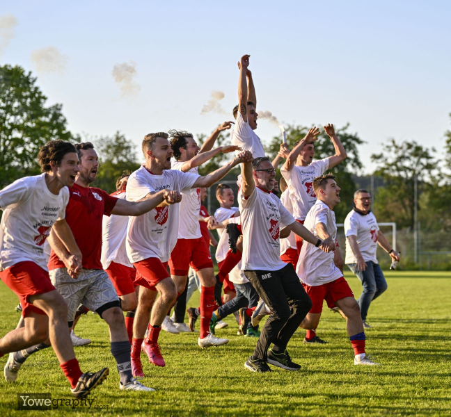 119_Yowe_Jonas_Wenzel__YZ90767