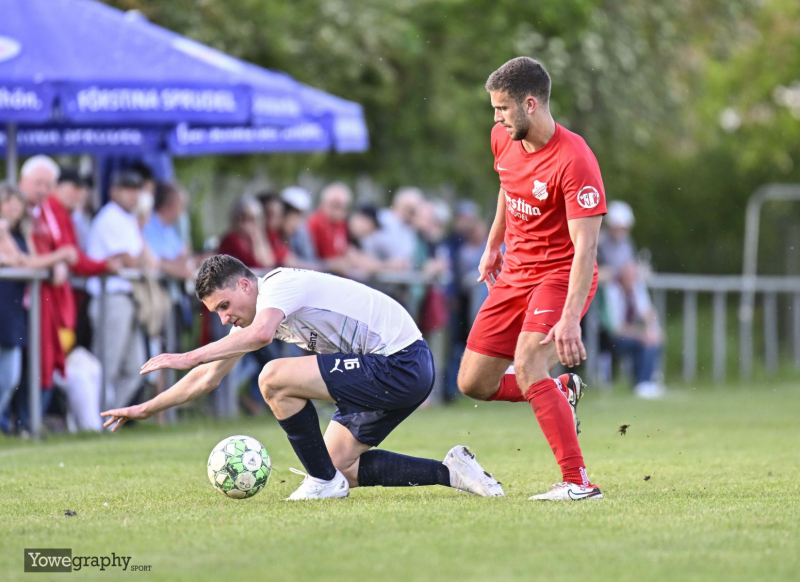 25_YZ90372_Yowe_Jonas_Wenzel
