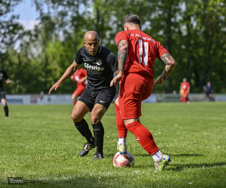 13_YZ99587_Yowe_Jonas_Wenzel