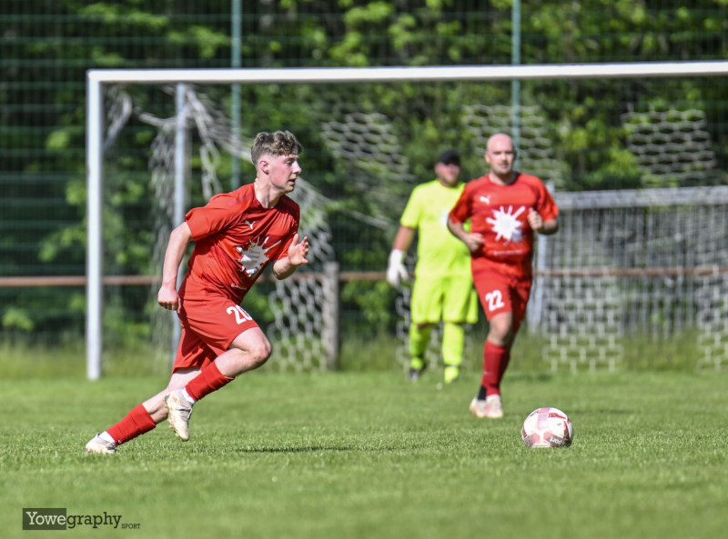 31_YZ99720_Yowe_Jonas_Wenzel