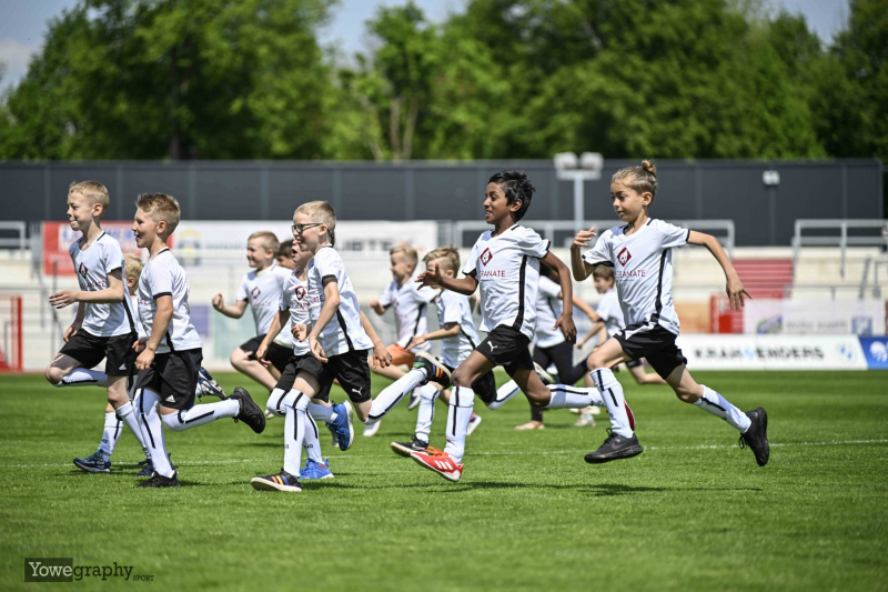 16_YZ99030_Yowe_Jonas_Wenzel